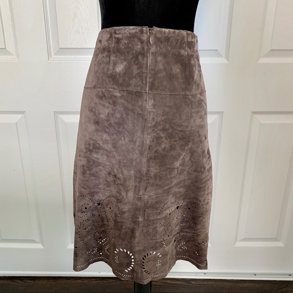Siena Studio Brown Suede Skirt w/ laser cut Hem - Picture 3 of 7